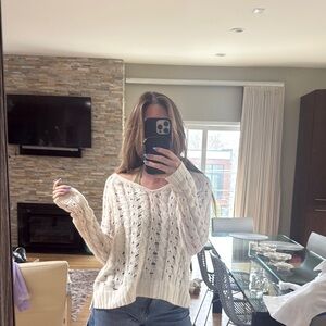 Cream V-Neck Sweater with Chunky Knit Design